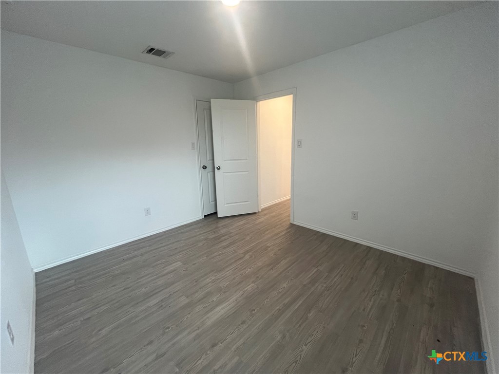 3031 Shore Lark Property Photo 8