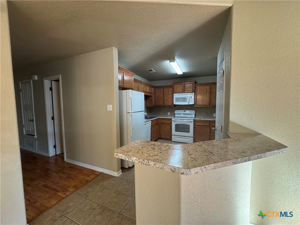 3003 Baldwin Loop Property Photo 7