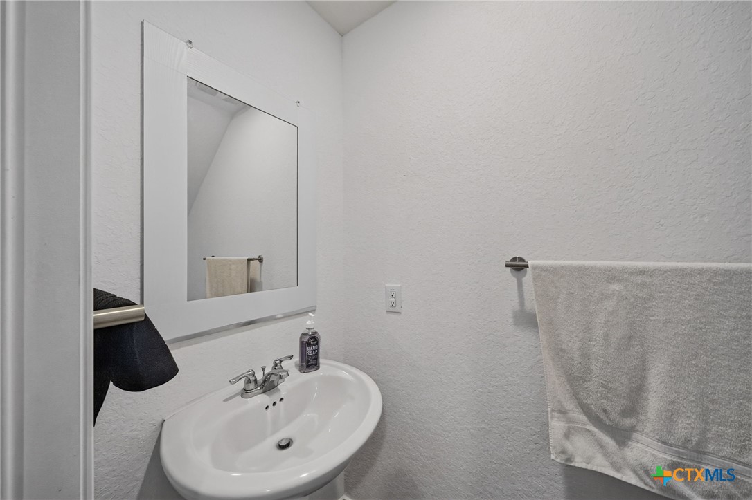236 Kayden Court Property Photo 19