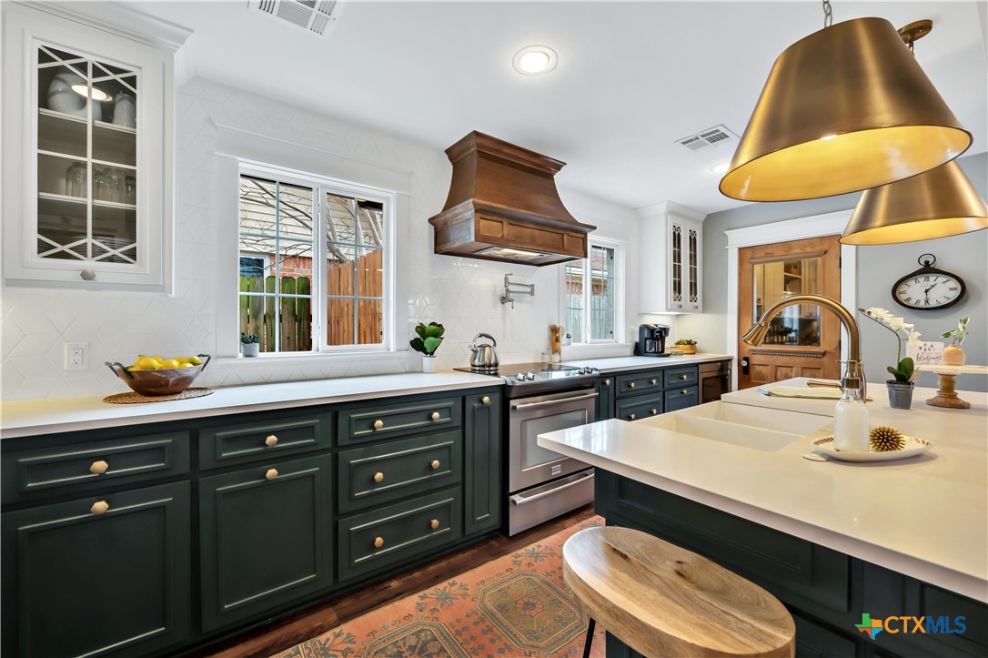 808 N 65th Street Property Photo 4