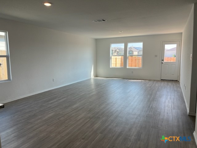 2855 Rosefinch Property Photo 4