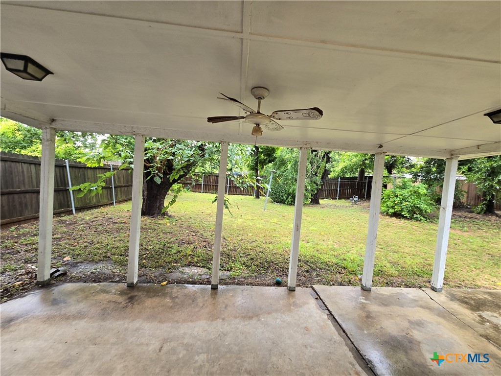 905 Willow Brook Street Property Photo 11