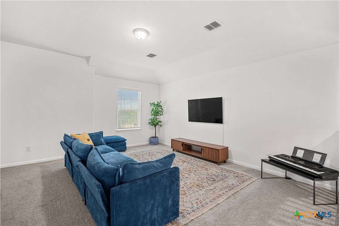112 Alpen Court Property Photo 18