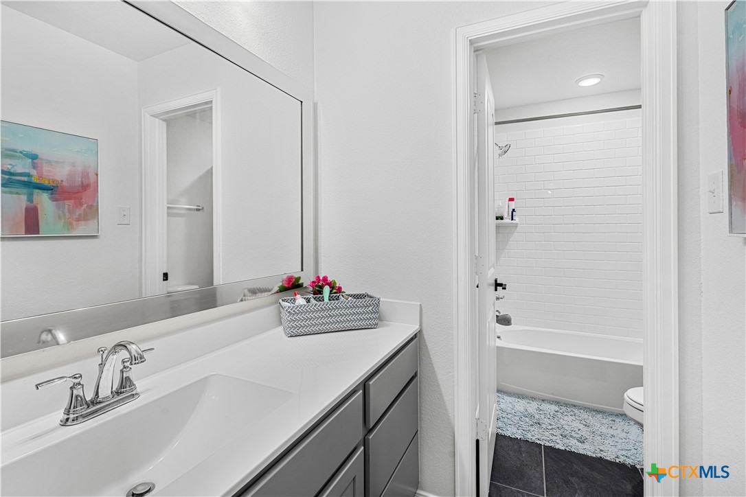 112 Alpen Court Property Photo 27