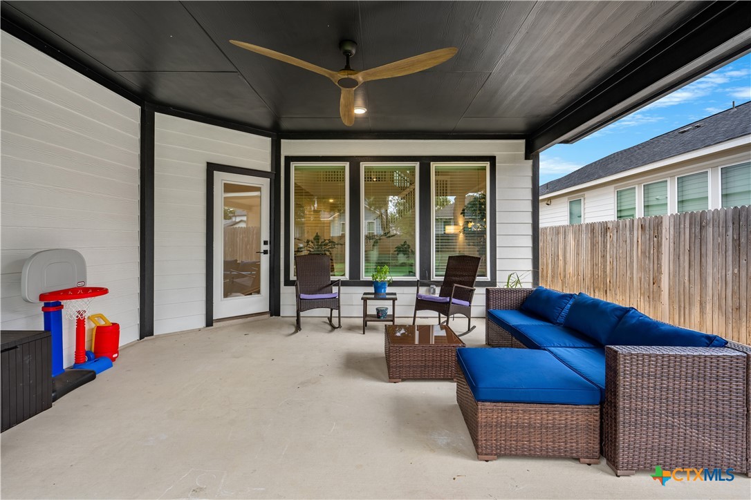 112 Alpen Court Property Photo 28