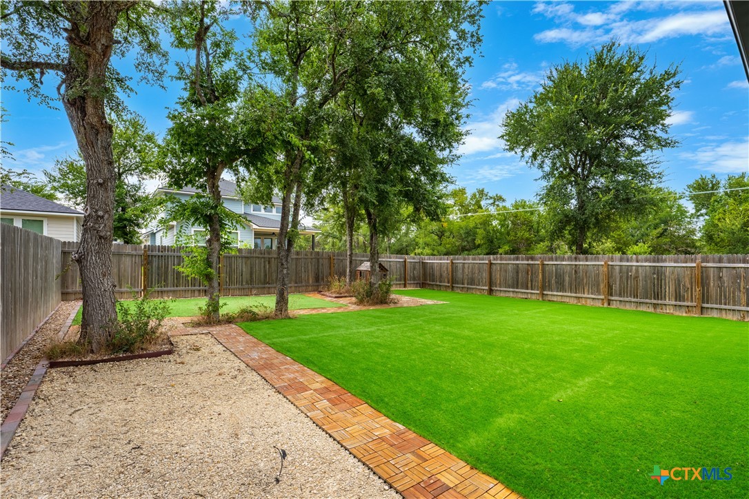 112 Alpen Court Property Photo 31
