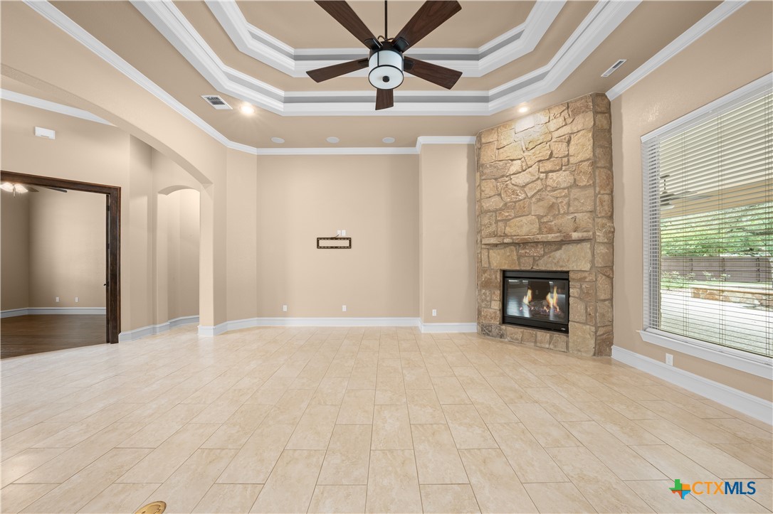 12 Lago Verde Lane Property Photo 5