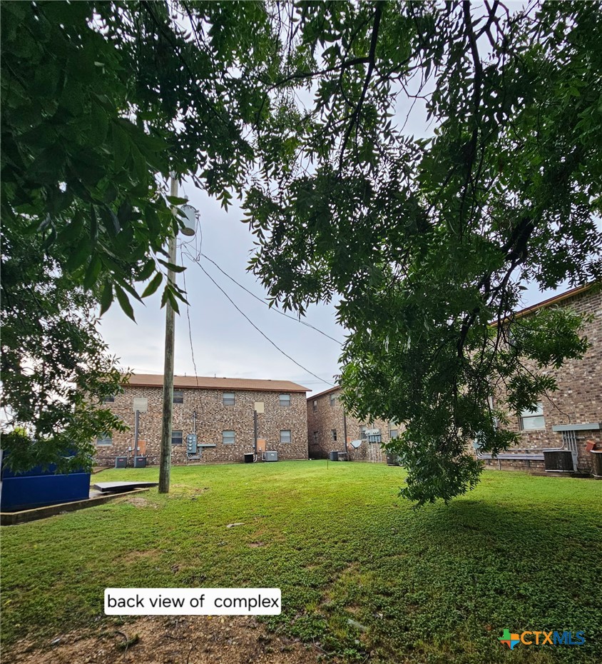 102 E Avenue A 6 Property Photo 10