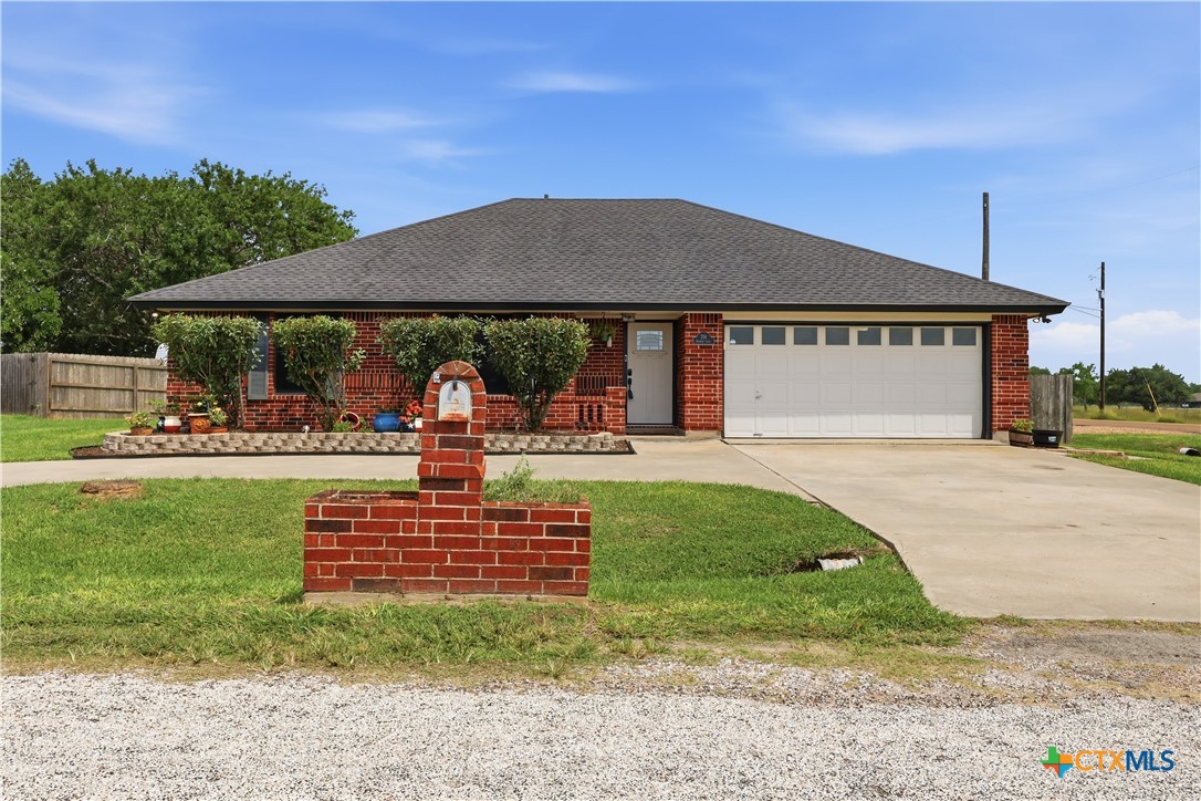 216 Sparrow Lane Property Photo 1