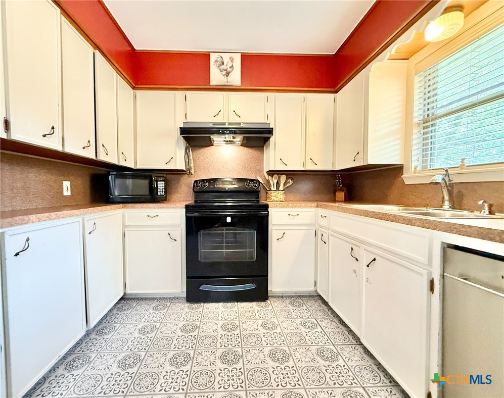 203 W Koether Street Property Photo 16