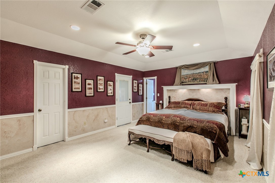 10941 Moffat Road Property Photo 16