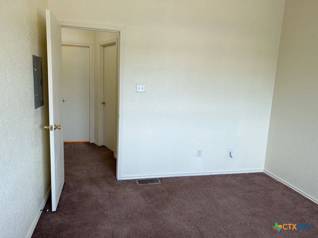 4506 Mattie Drive B Property Photo 7