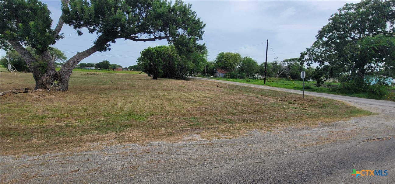 509 W Houston Avenue Property Photo 3
