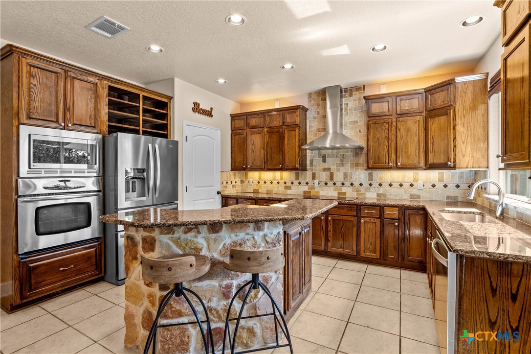 5545 Cliff Estates Road Property Photo 15