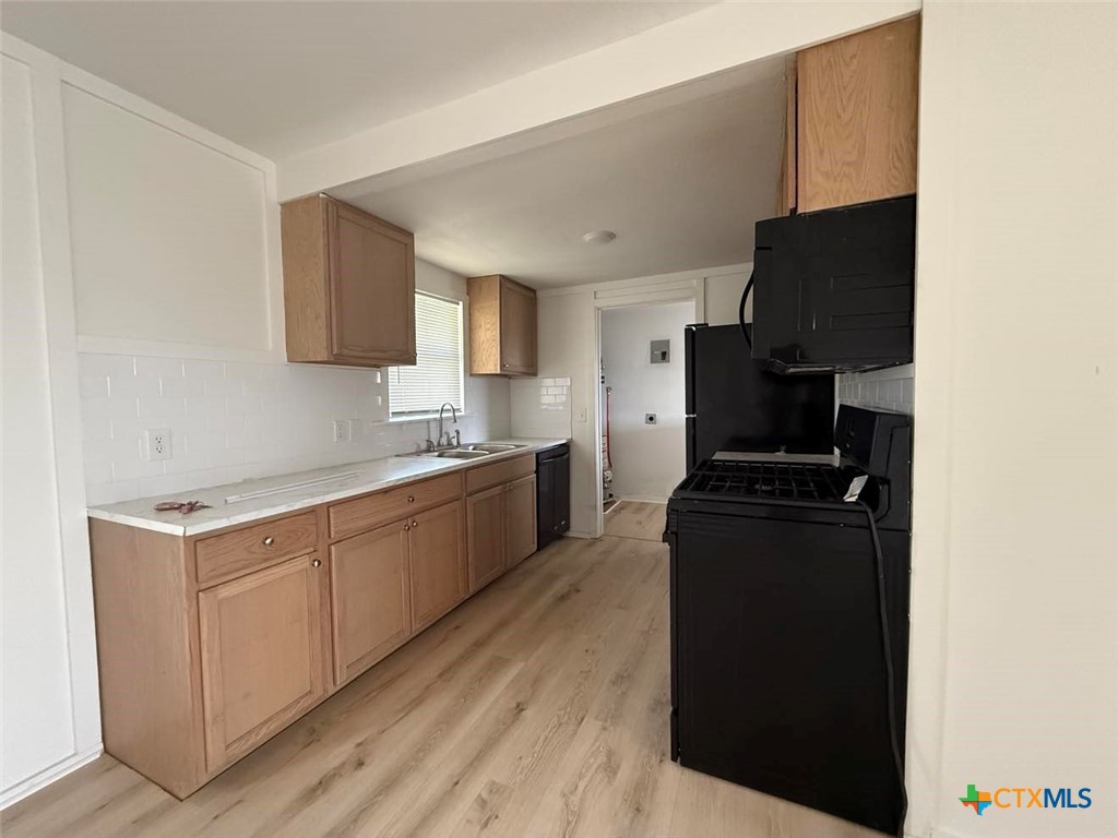 620 W Avenue B Property Photo 8