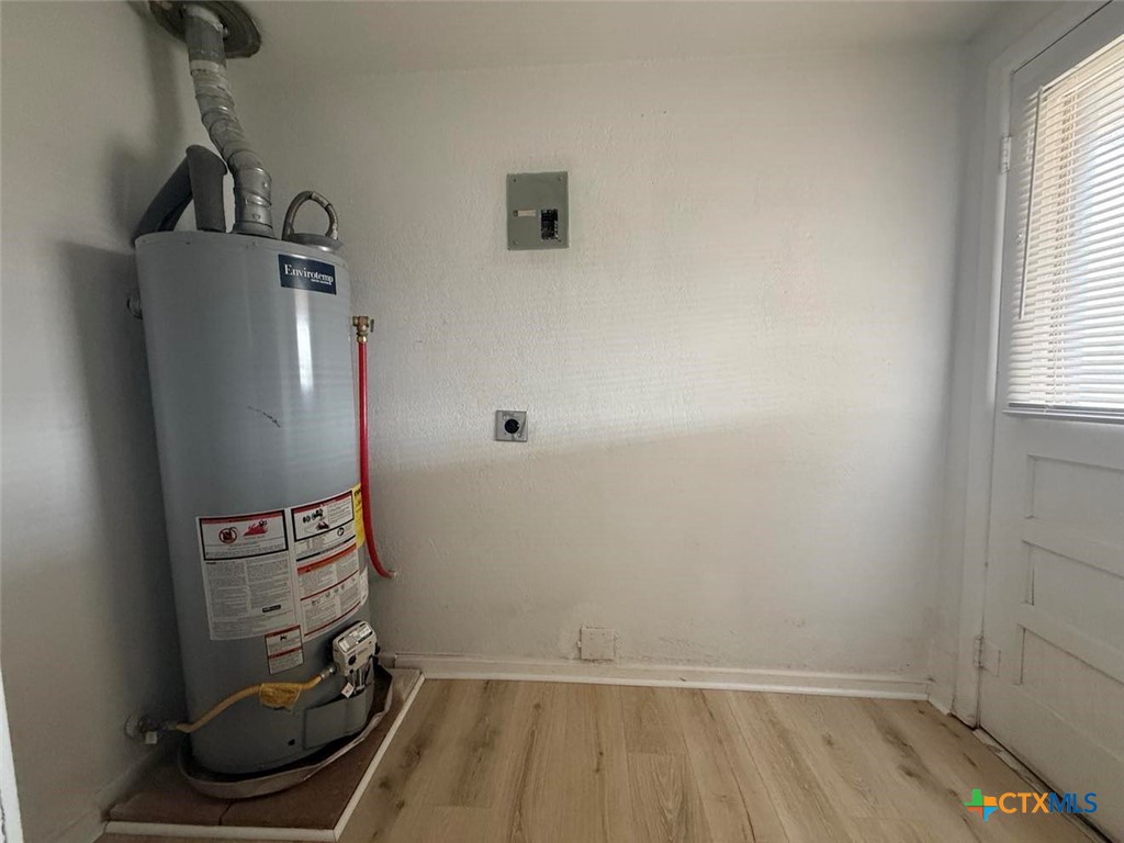 620 W Avenue B Property Photo 14