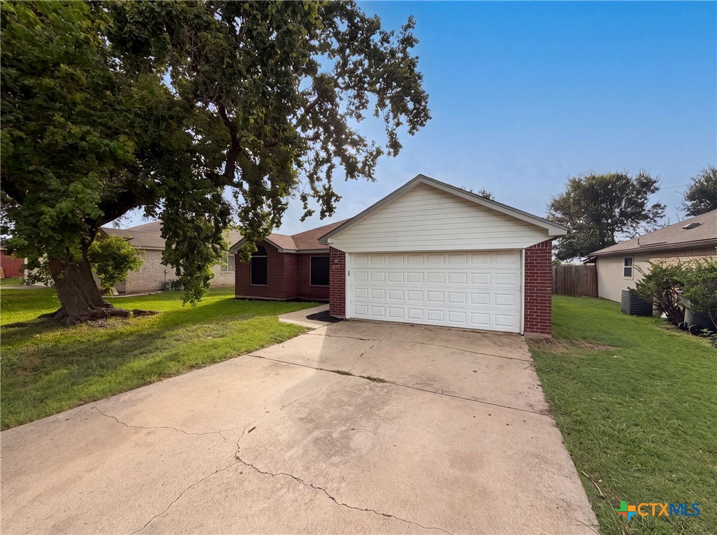 129 Meadowbrook Drive Property Photo 1