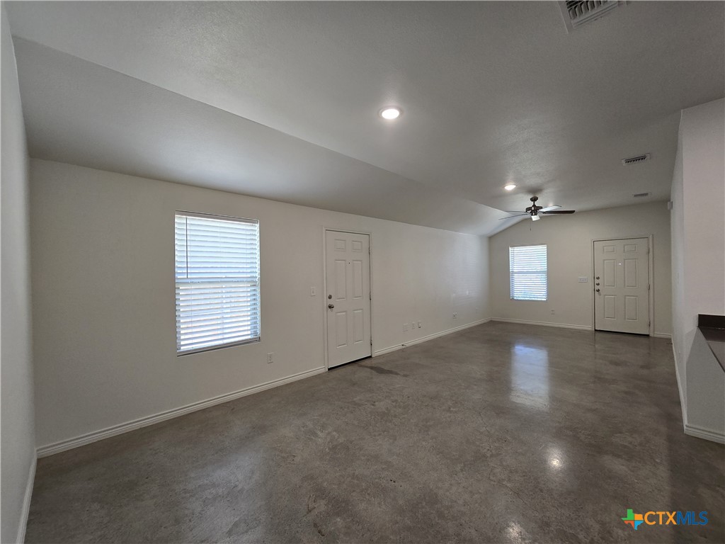 2318 Zanoletti Drive B Property Photo 5