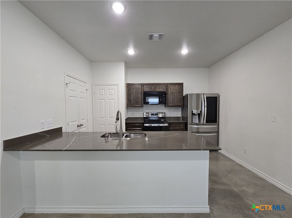 2318 Zanoletti Drive B Property Photo 7