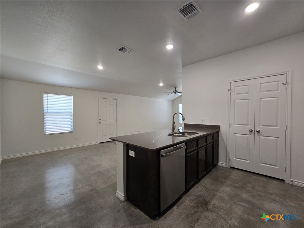 2318 Zanoletti Drive B Property Photo 9