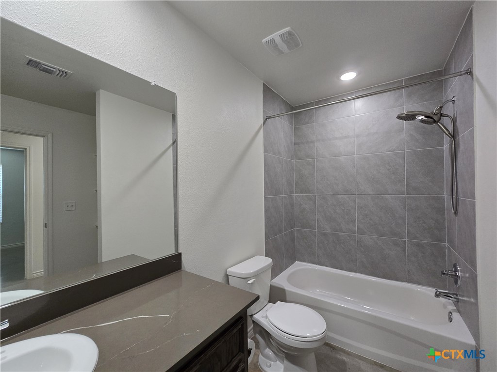 2318 Zanoletti Drive B Property Photo 15