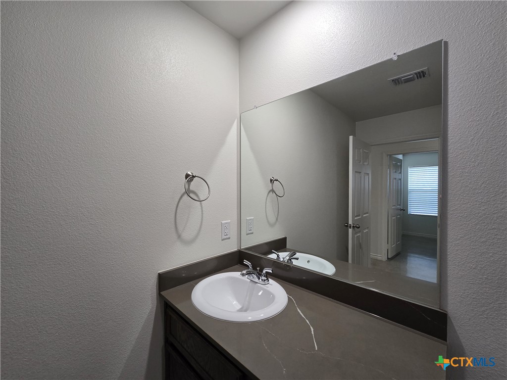 2318 Zanoletti Drive B Property Photo 16
