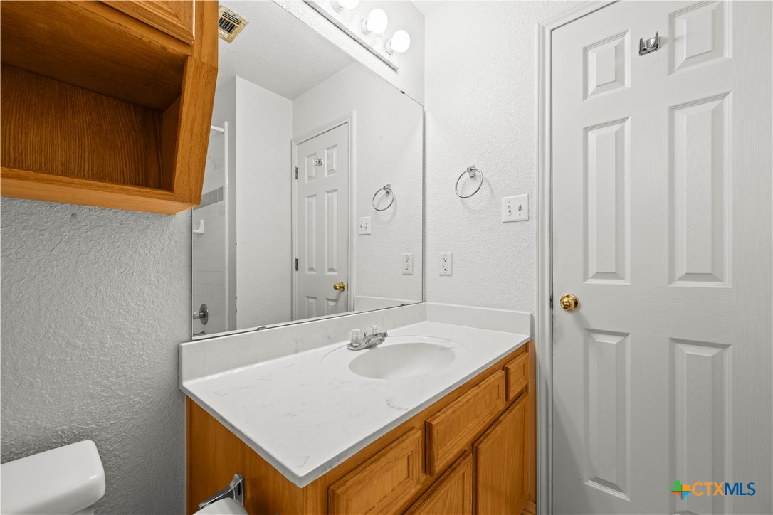 438 Hollow Road Property Photo 12