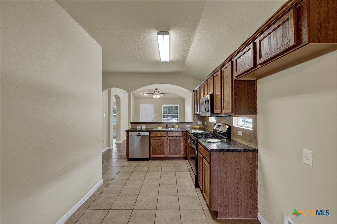 1048 Lilac Wind Property Photo 9