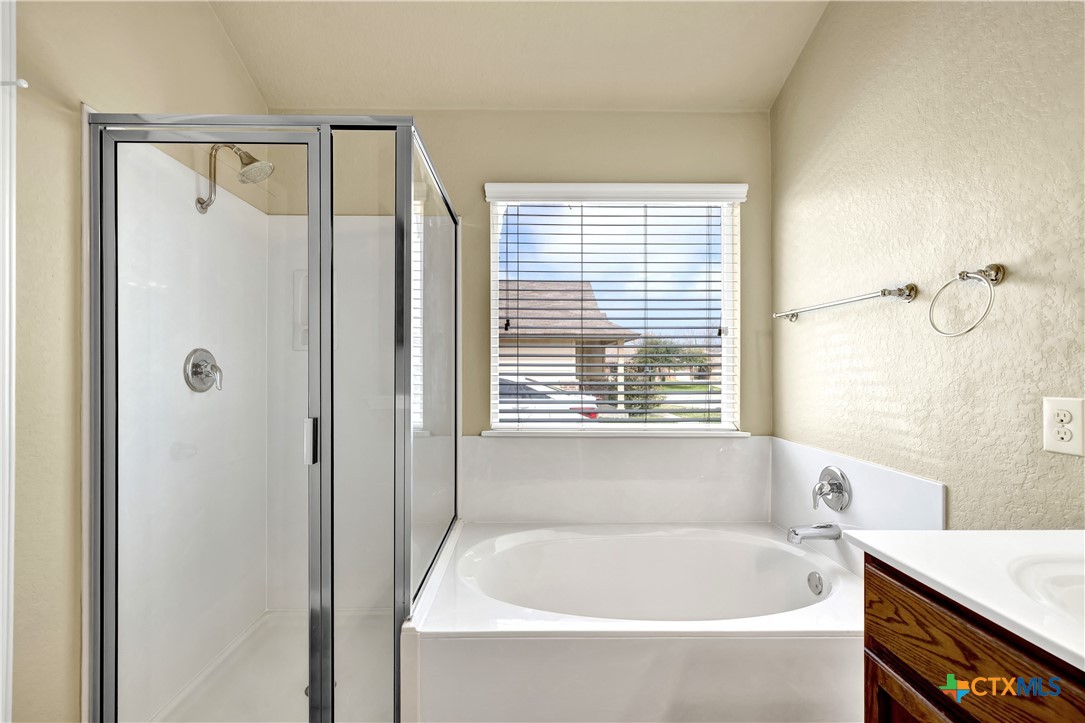 1048 Lilac Wind Property Photo 15