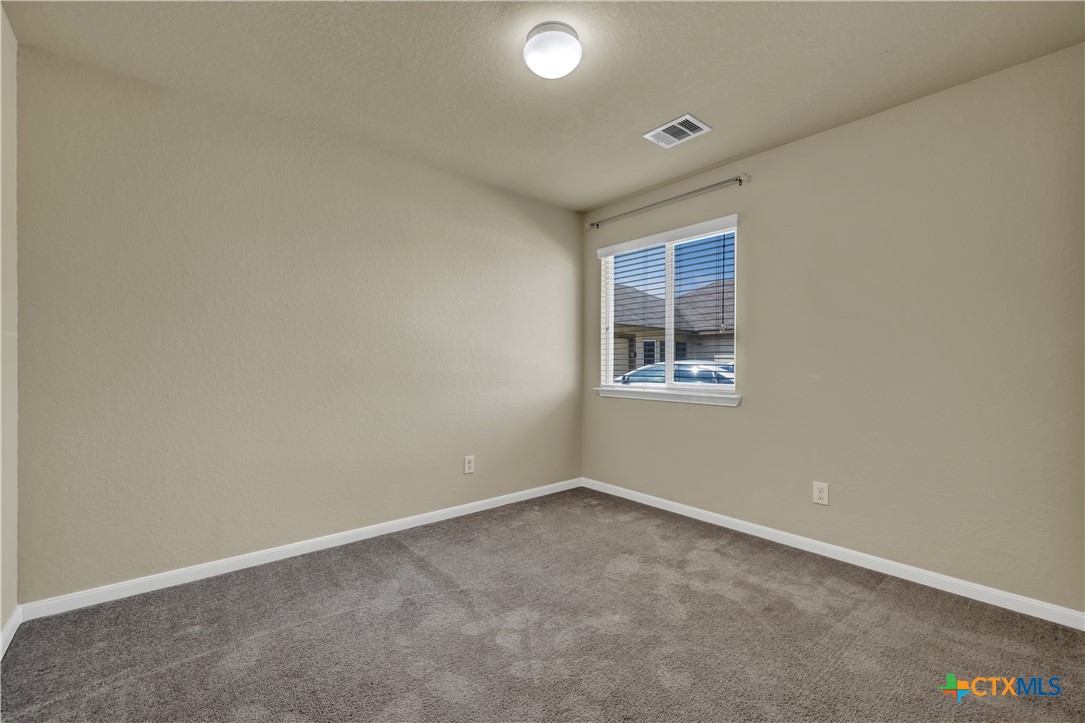 1048 Lilac Wind Property Photo 19