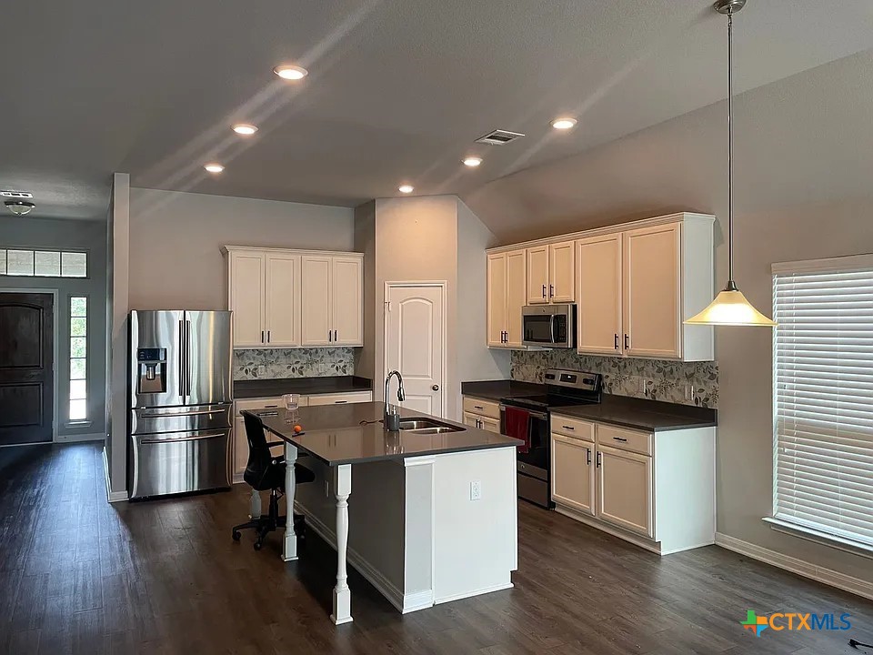5317 Othello Drive Property Photo 3