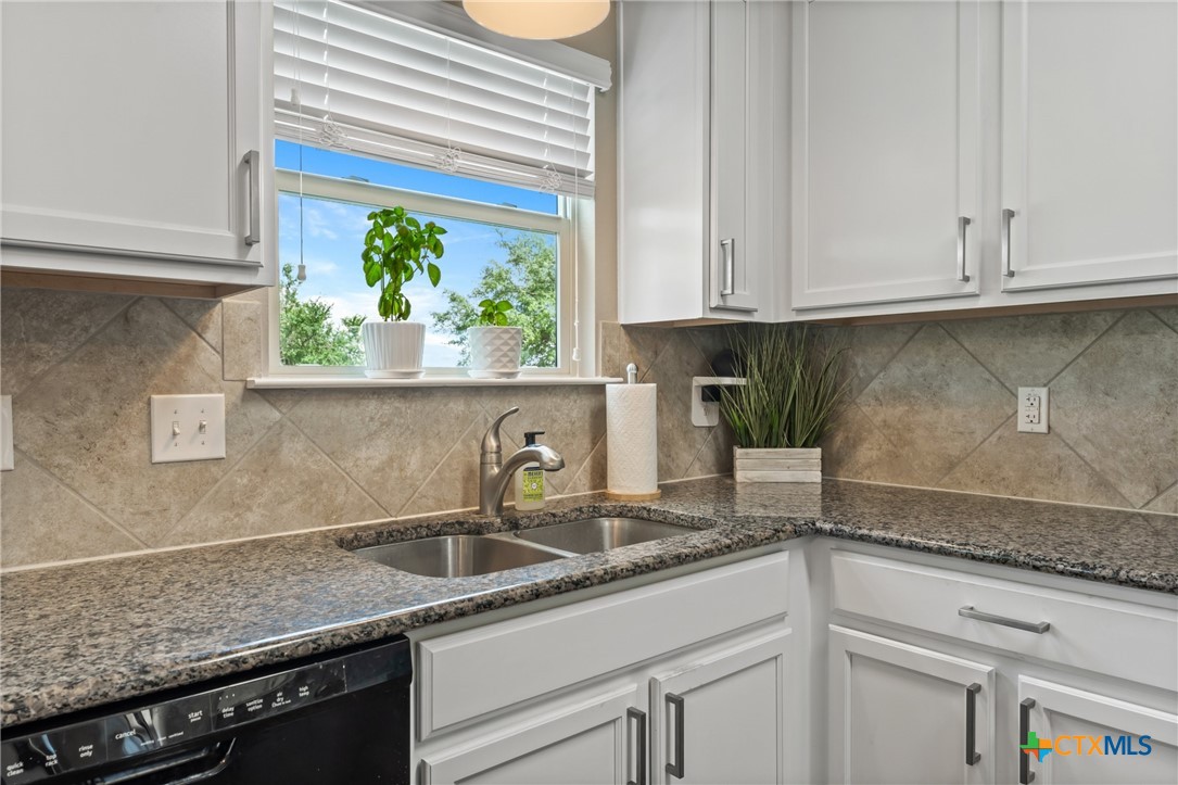 5221 Cicero Drive Property Photo 15