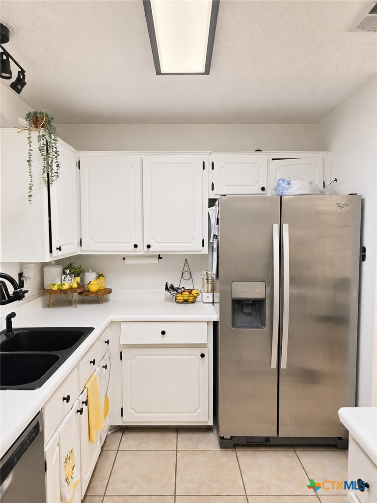 2207 Coach Drive Property Photo 8