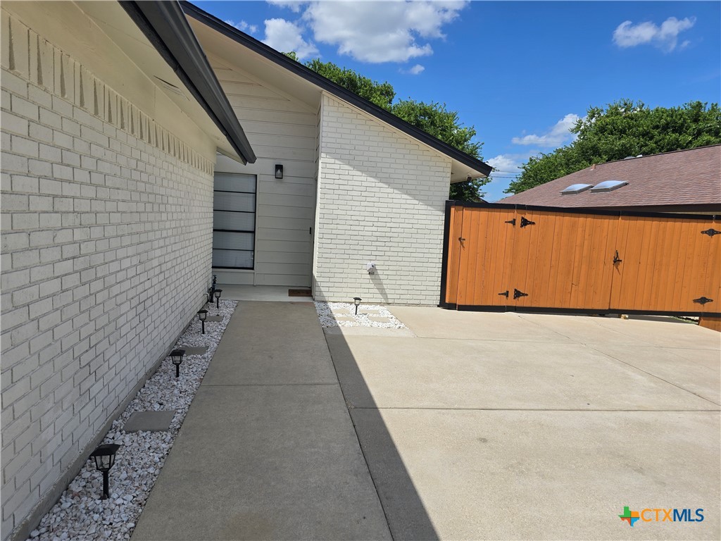 2207 Coach Drive Property Photo 29