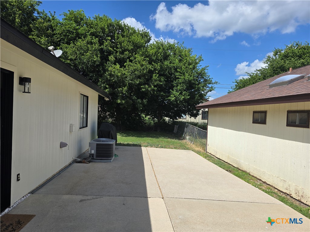 2207 Coach Drive Property Photo 30