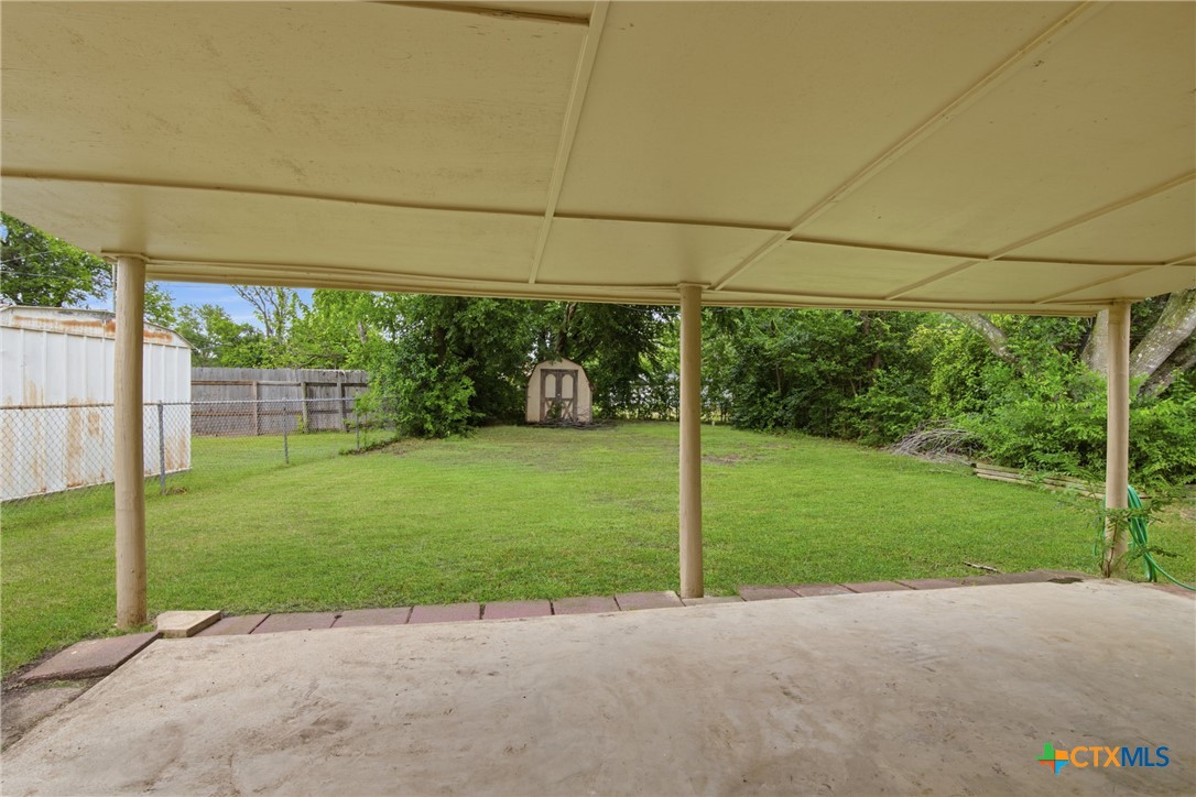 2809 Shady Hill Drive Property Photo 22