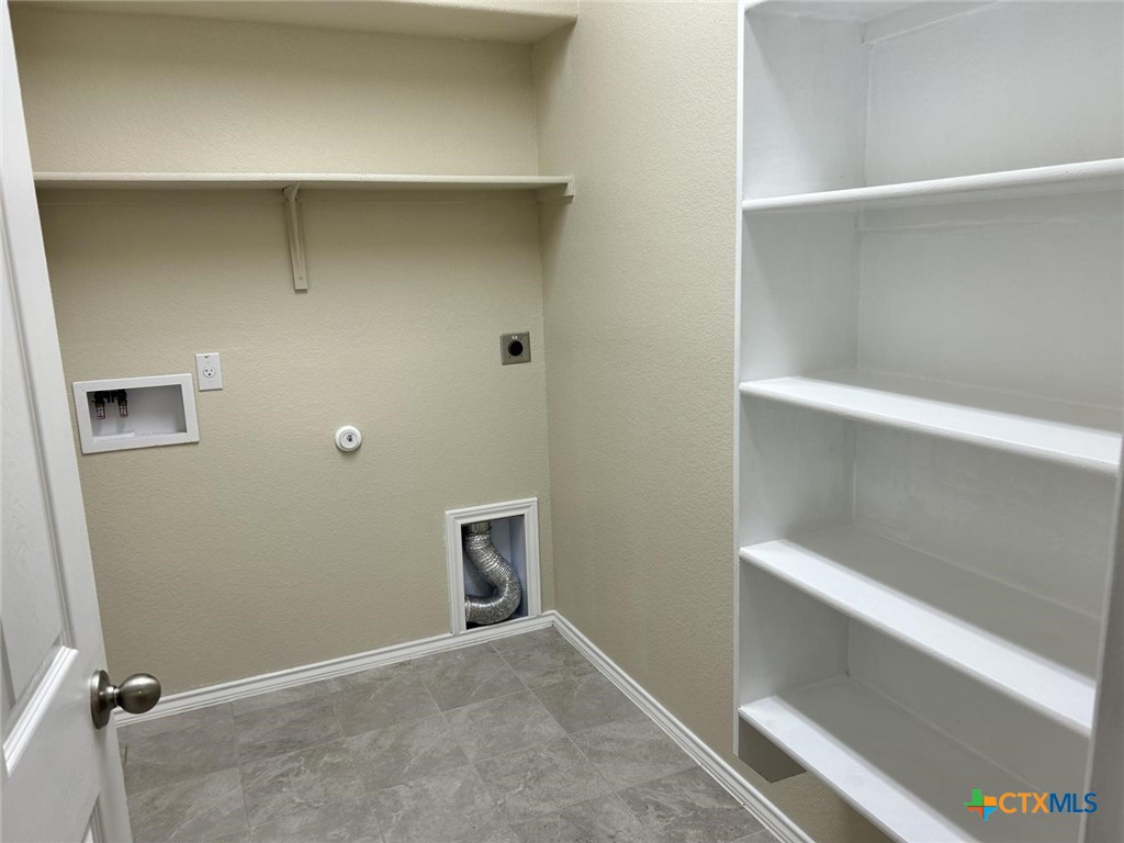 6400 Treiber Drive Property Photo 9