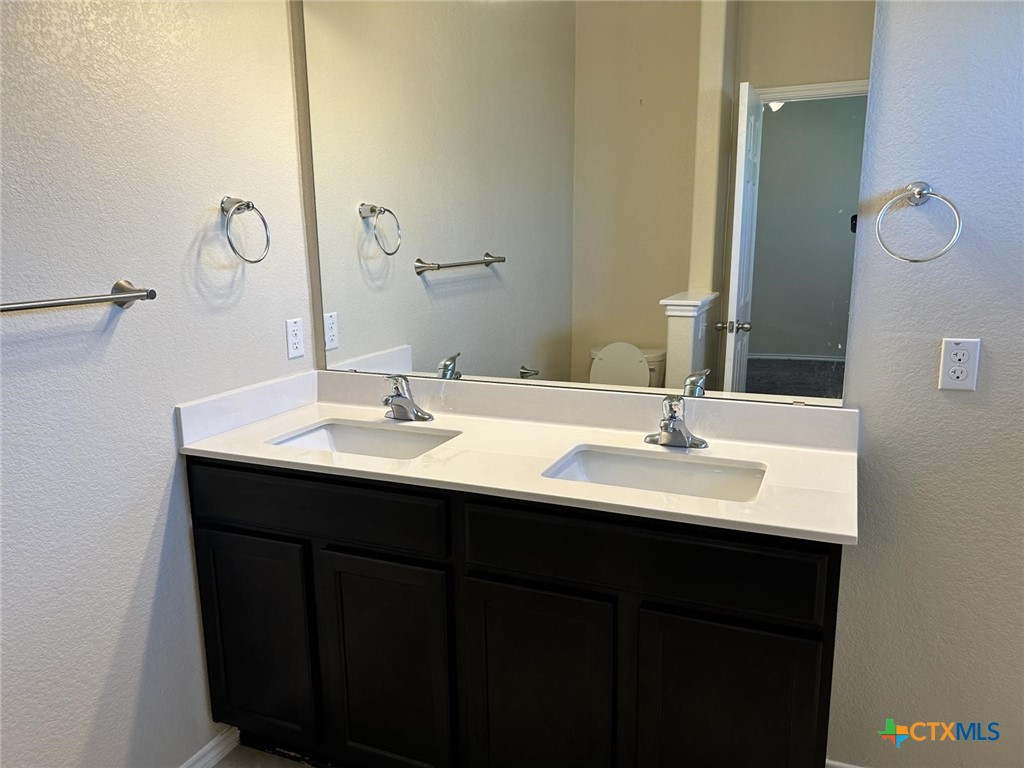 6400 Treiber Drive Property Photo 11