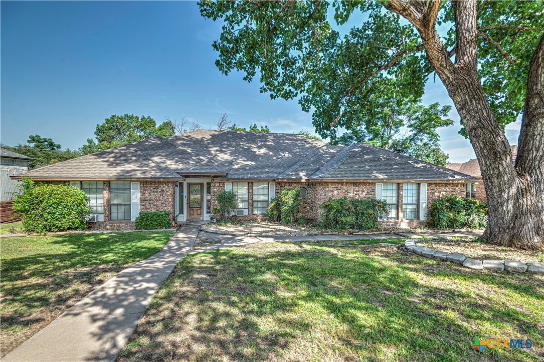 1619 Tanglewood Drive Property Photo 1