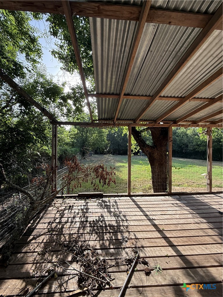 504 Brookman Drive Property Photo 17