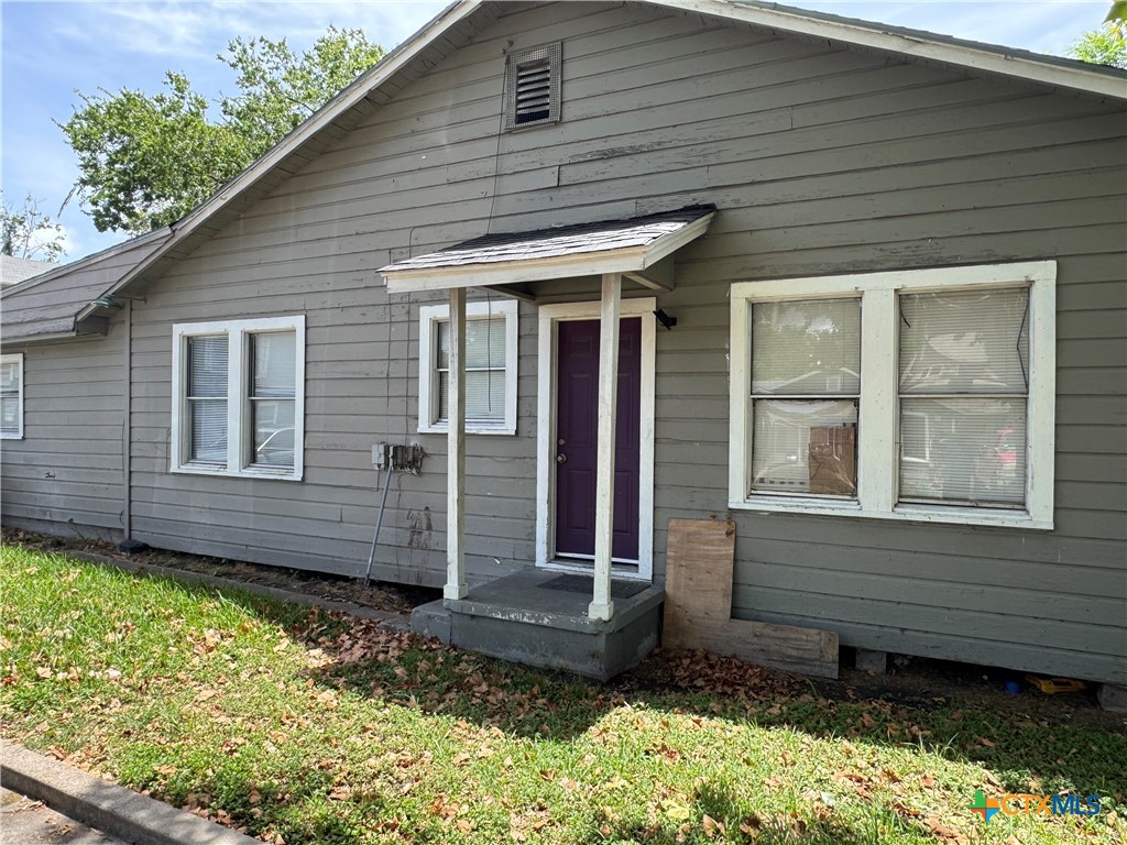 1314 E Power Avenue Property Photo 4