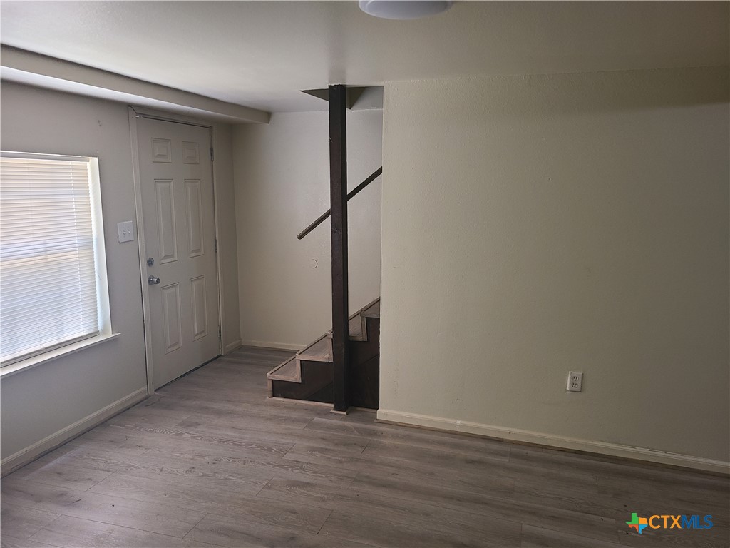 1314 E Power Avenue Property Photo 8
