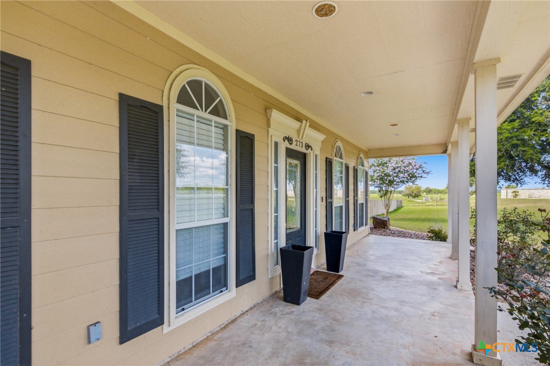 273 Shannon Valley Drive Property Photo 2