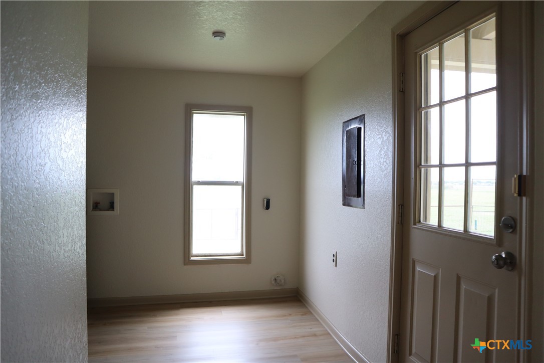 707 Old Seguin Luling Property Photo 12