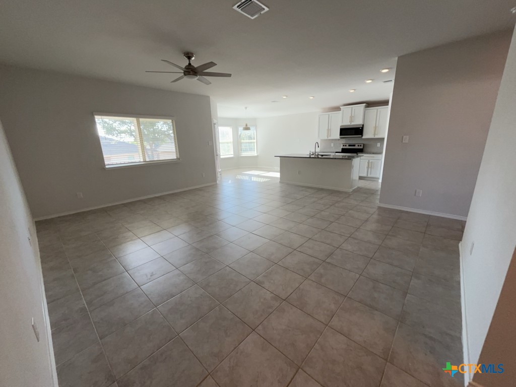 1824 Fall Creek Court Property Photo 8