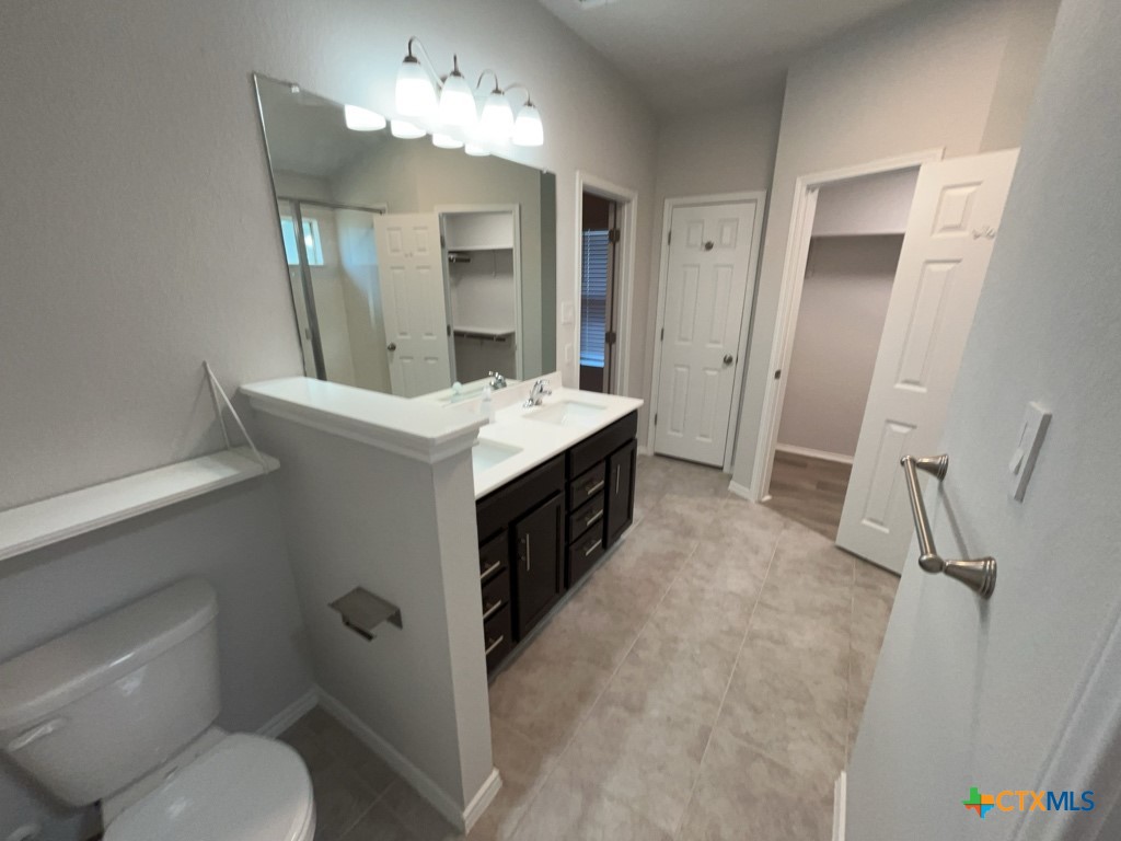 1824 Fall Creek Court Property Photo 27