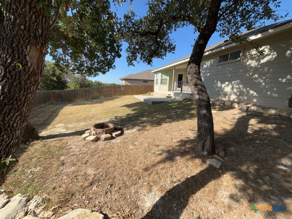 1824 Fall Creek Court Property Photo 33