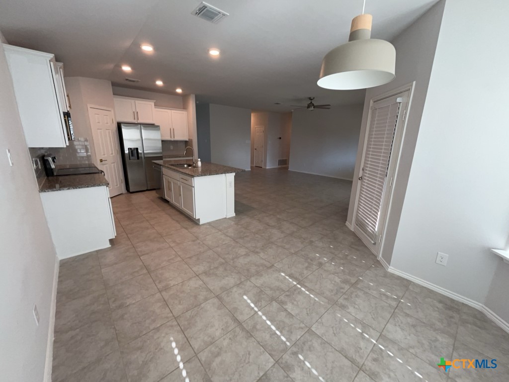 1824 Fall Creek Court Property Photo 37