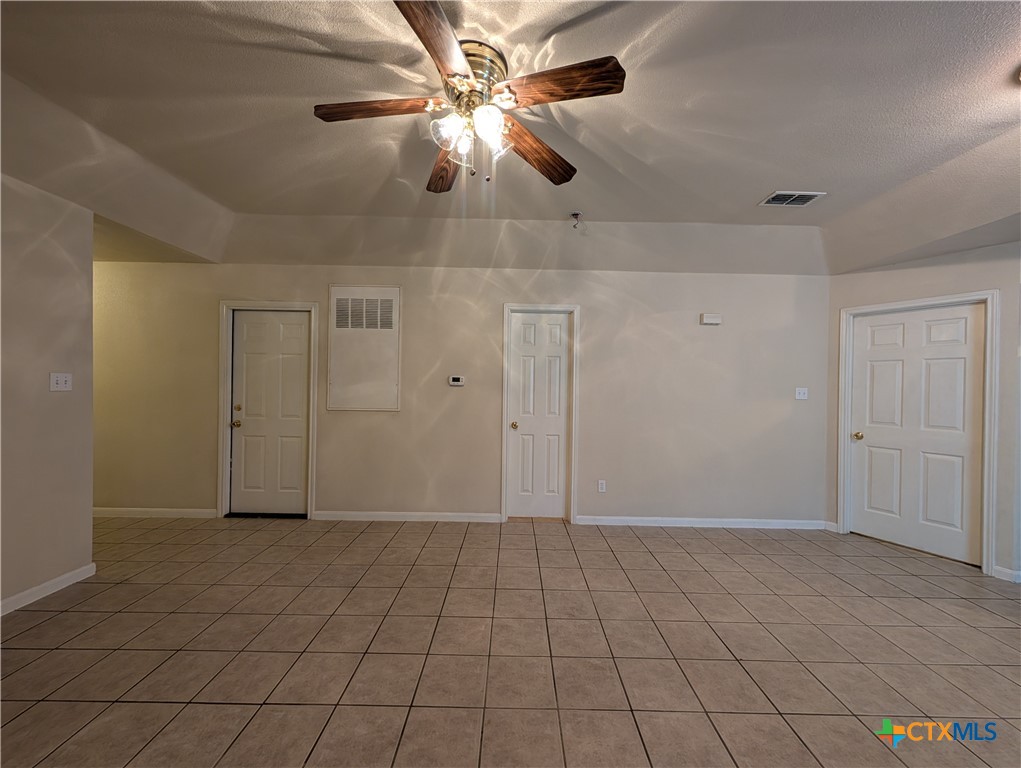 956 Misty Acres Drive Property Photo 4