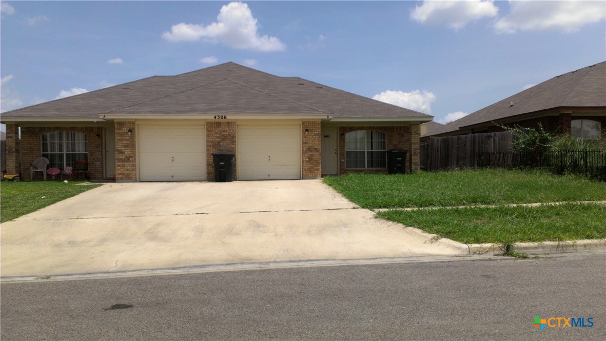 4306 Alleeta Drive B Property Photo 1